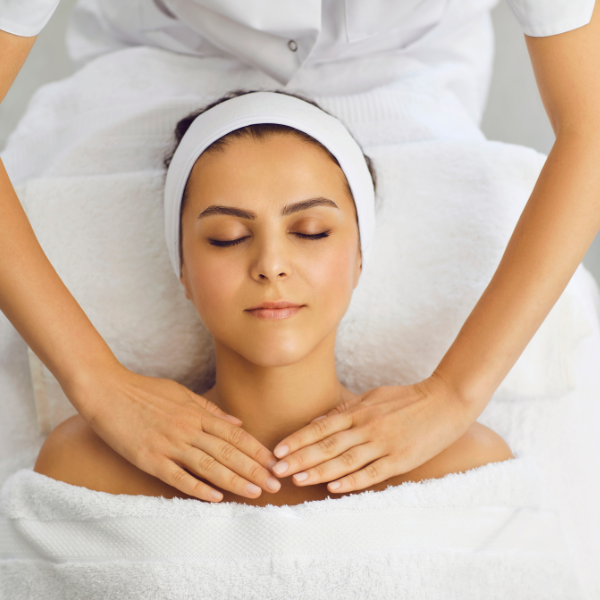 Wellness & Relaxation : A lady getting Cream massage from an expert
